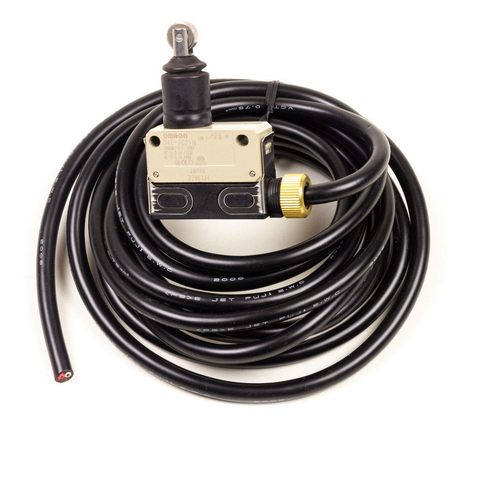 OMRON D4E-2D2IN Snap Action Limit Switch