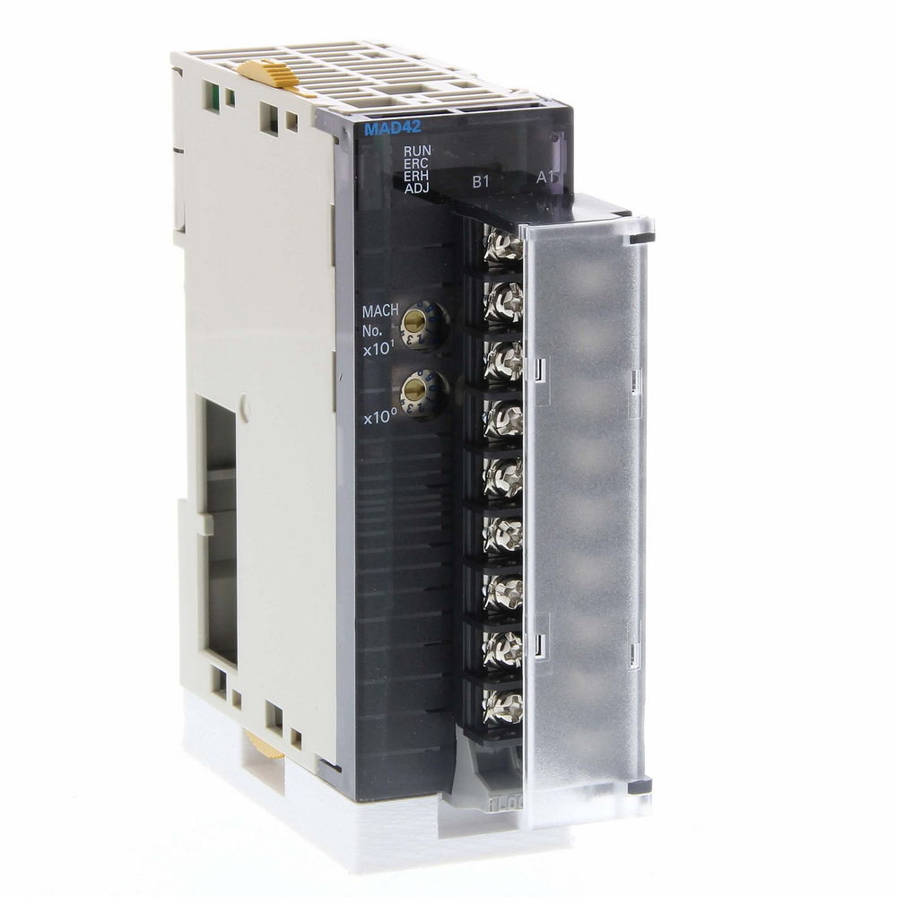 OMRON CJ1WMAD42OT CJ ANALOOG 4 IN 13 BITS OMSCHA (1pc)