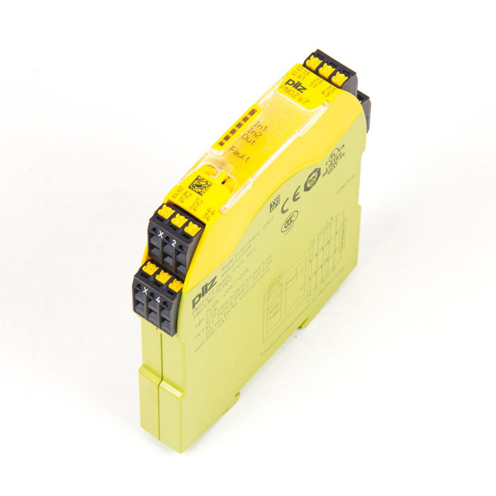PILZ PNOZ S7-C-24VDC-4N/O-1N/C (751107)