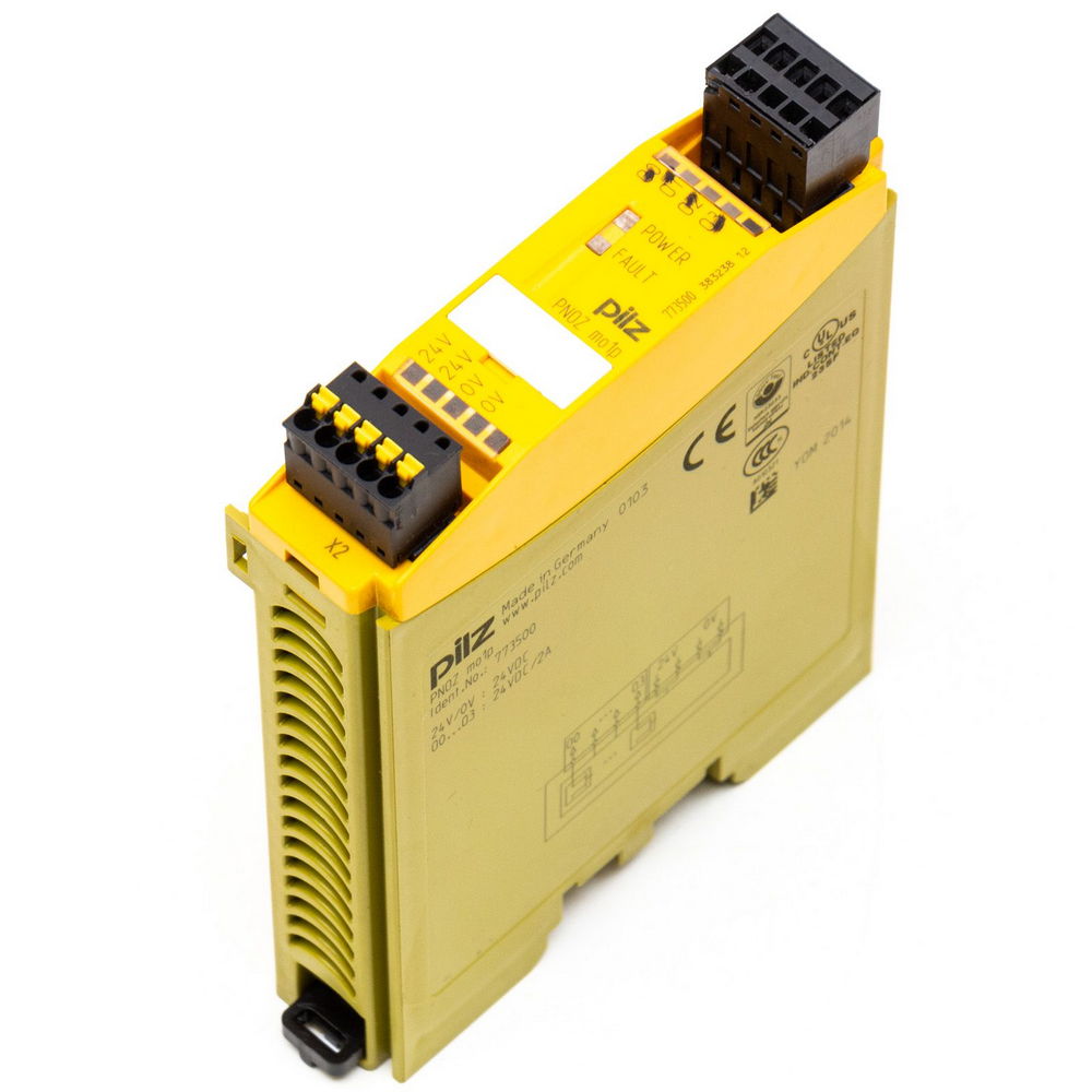 PILZ PNOZ m01p 773500
